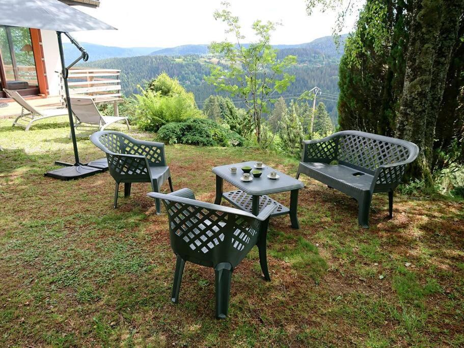 Maison D'Altitude Avec Vue Panoramique A เฌราร์แมร์ ภายนอก รูปภาพ
